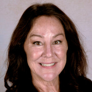 Leslie Lucy